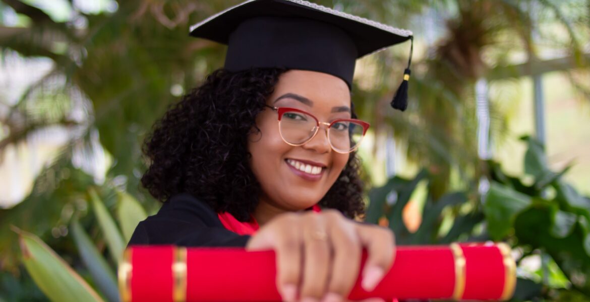 felipe-gregate-Ph2KD5qr7VQ-unsplash-1-2500x1662